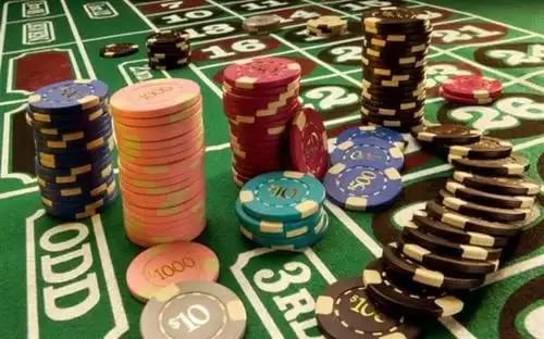 Slots ကစားနည်းနှင့် MMK ငွေသွင်းနည်း အဆင့်မြင်ကွင်း